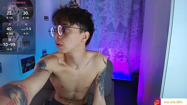 Snapshot of Nick_Bangover_ chatting on 11/24/25, 05:45 Nick Bangover online show from 11/24/25, 05:45