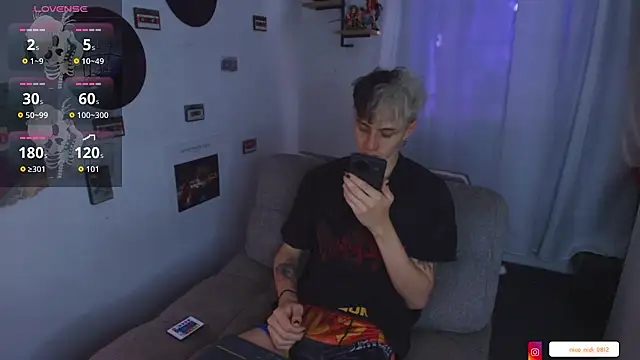 Snapshot of Nick_Bangover_ chatting on 12/19/25, 05:31 Nick Bangover online show from 12/19/25, 05:31