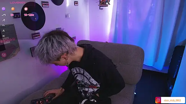 Snapshot of Nick_Bangover_ chatting on 03/11/26, 08:37 Nick Bangover online show from 03/11/26, 08:37