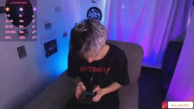 Snapshot of Nick_Bangover_ chatting on 03/17/26, 06:00 Nick Bangover online show from 03/17/26, 06:00