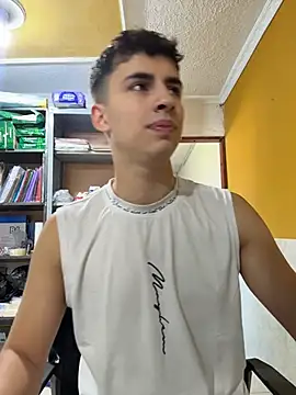 AdrianRinaldi online show from 04/26/26, 03:53
