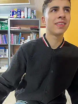 AdrianRinaldi online show from 05/13/26, 02:03