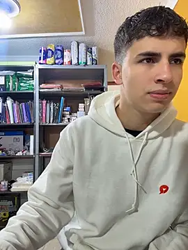 AdrianRinaldi online show from 05/14/26, 01:51