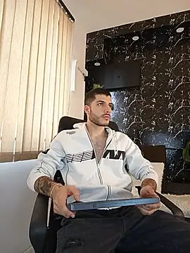 Rafael Mendezz online show from 06/23/26, 07:45