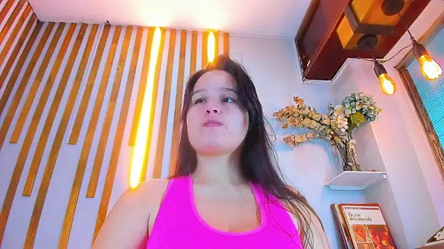 Jennifer Vega1 online show from 11/06/25, 09:26