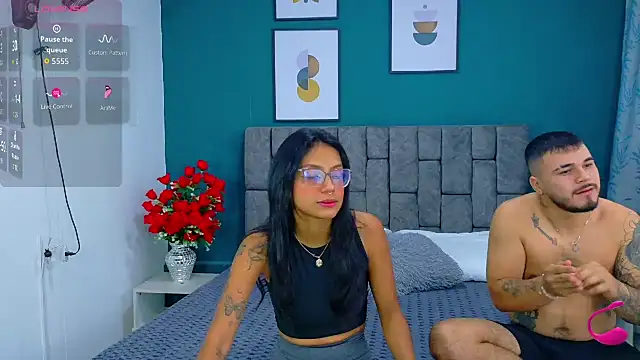 Snapshot of Soffia_Konig_ chatting on 11/30/25, 07:40 Soffia Konig online show from 11/30/25, 07:40