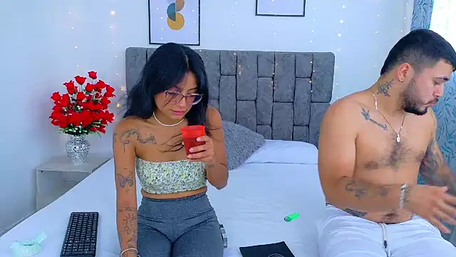 Snapshot of Soffia_Konig_ chatting on 12/14/25, 07:18 Soffia Konig online show from 12/14/25, 07:18