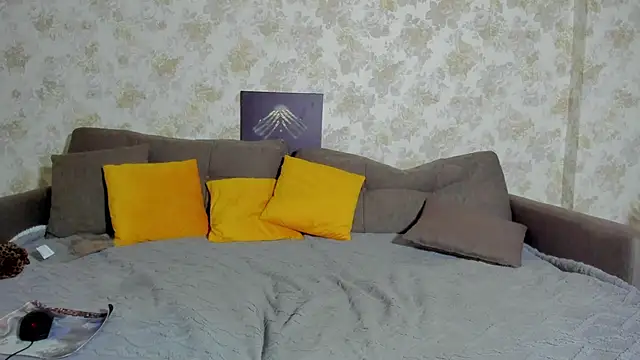 Snapshot of Julia_Giulia chatting on 03/07/26, 12:13 Julia Giulia online show from 03/07/26, 12:13