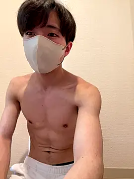 Yuma0718 online show from 11/29/25, 12:13