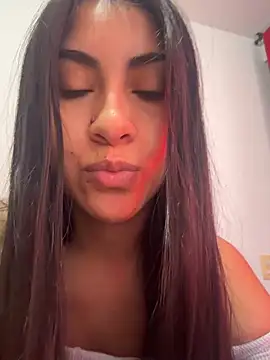 miel latina online show from 12/15/25, 04:33