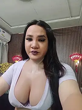 Hotcum ella online show from 10/23/25, 12:21