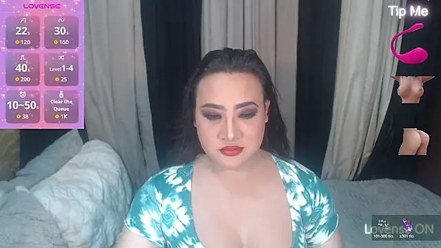 Snapshot of Hotcum_ella chatting on 03/26/26, 02:06 Hotcum ella online show from 03/26/26, 02:06