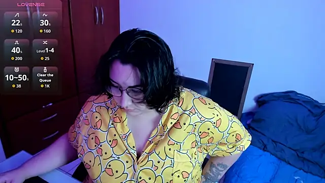 Snapshot of moira_smiler chatting on 07/17/26, 09:16 moira smiler online show from 07/17/26, 09:16