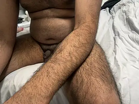 Snapshot of HothairyBoy2 chatting on 02/05/26, 12:26 HothairyBoy2 online show from 02/05/26, 12:26