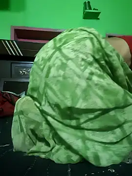 Shreya-couple online show from 10/25/25, 01:24