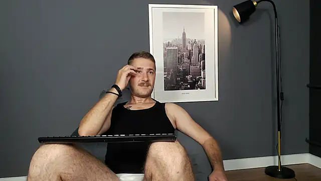 Snapshot of Mr_At_ chatting on 09/22/25, 07:32 Mr At  online show from 09/22/25, 07:32