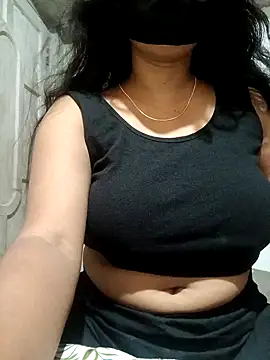 DiyaRoy49 online show from 10/05/25, 10:02