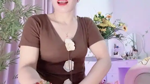 Snapshot of __Joy69__ chatting on 05/14/26, 12:34 Joy69 online show from 05/14/26, 12:34