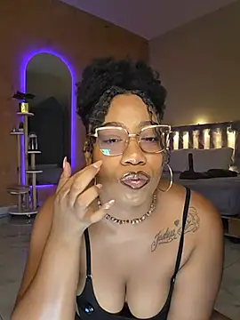 Naomi jhonson online show from 06/16/26, 02:09