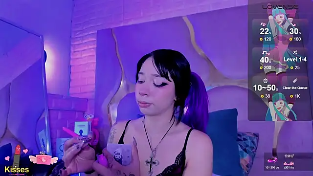 Niina Sissy online show from 06/07/26, 05:22