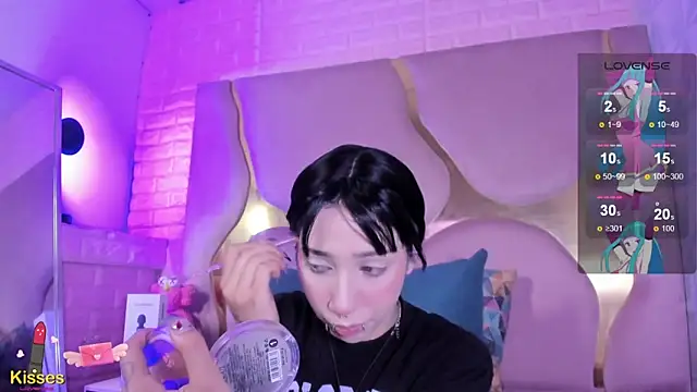 Niina Sissy online show from 06/18/26, 05:19