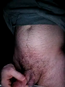 Snapshot of Lewisbbb chatting on 11/29/25, 10:40 Lewisbbb online show from 11/29/25, 10:40