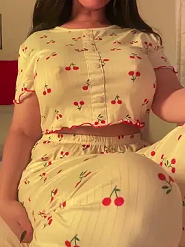 OnlyRima online show from 10/04/25, 10:30