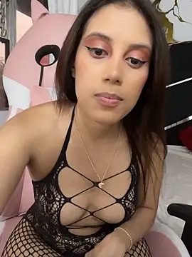 Snapshot of Harley_J_ chatting on 09/15/25, 12:38 Harley J online show from 09/15/25, 12:38