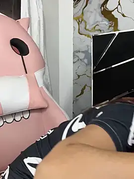 Snapshot of Harley_J_ chatting on 09/18/25, 12:40 Harley J online show from 09/18/25, 12:40