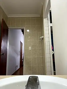 Snapshot of Harley_J_ chatting on 10/03/25, 12:13 Harley J online show from 10/03/25, 12:13