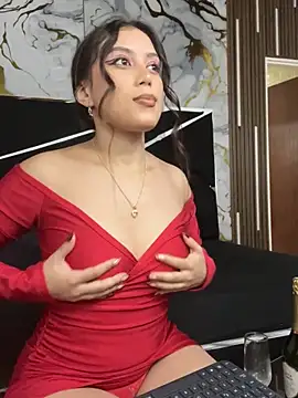 Snapshot of Harley_J_ chatting on 10/12/25, 12:48 Harley J online show from 10/12/25, 12:48