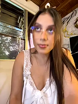 Snapshot of Harley_J_ chatting on 11/04/25, 12:48 Harley J online show from 11/04/25, 12:48