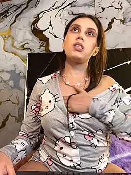 Snapshot of Harley_J_ chatting on 11/30/25, 04:44 Harley J online show from 11/30/25, 04:44