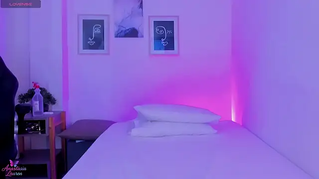 Anastasia lauren online show from 11/24/25, 08:30