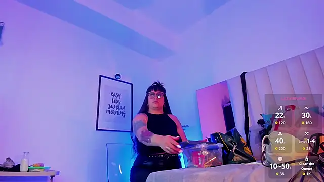 Violett Novoa online show from 10/15/25, 11:54