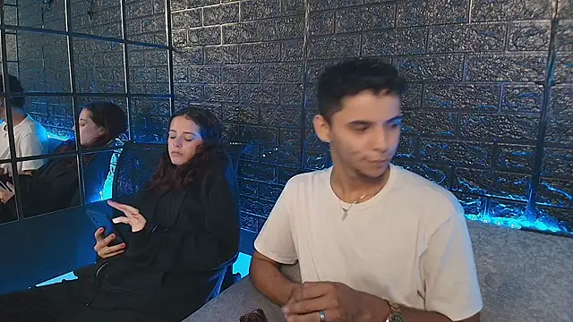 HellAndDante  online show from 11/28/25, 01:19