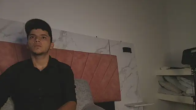 HellAndDante  online show from 12/03/25, 09:29