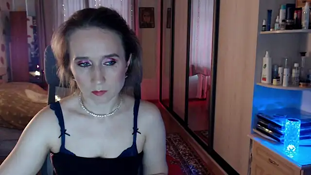 ClassyInna online show from 10/29/25, 09:44