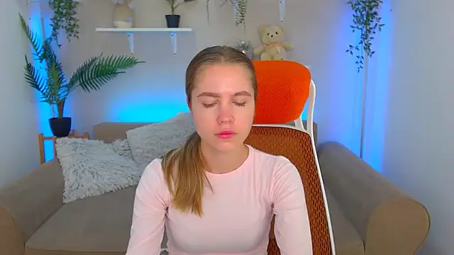 Spicy Lexi online show from 09/13/25, 06:24