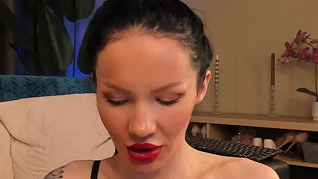 RussianBonita online show from 06/06/26, 02:00