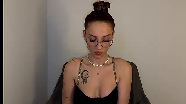 Snapshot of ScarlettSmithX chatting on 04/07/26, 03:40 ScarlettSmithX online show from 04/07/26, 03:40