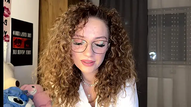 Snapshot of ScarlettSmithX chatting on 04/09/26, 03:17 ScarlettSmithX online show from 04/09/26, 03:17