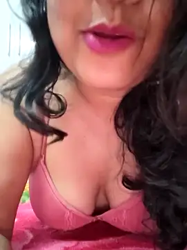 Snapshot of CUTE-PX chatting on 05/14/26, 04:36 CUTE-PX online show from 05/14/26, 04:36