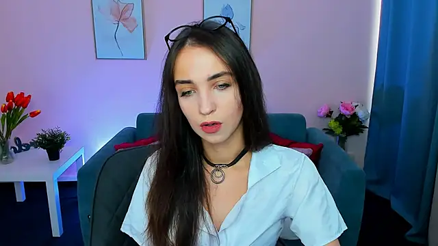 EllaSteele online show from 09/19/25, 01:45