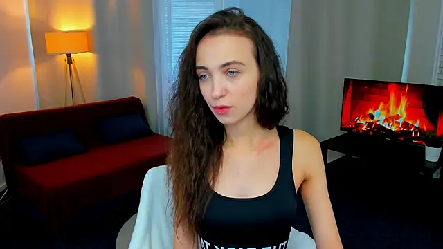 EllaSteele online show from 10/07/25, 01:30