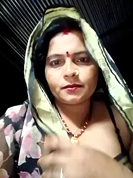 Snapshot of Hot_komal1 chatting on 06/13/26, 06:50 Hot komal1 online show from 06/13/26, 06:50