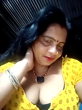 Snapshot of Hot_komal1 chatting on 06/22/26, 08:39 Hot komal1 online show from 06/22/26, 08:39