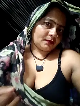 Snapshot of Hot_komal1 chatting on 06/26/26, 06:45 Hot komal1 online show from 06/26/26, 06:45
