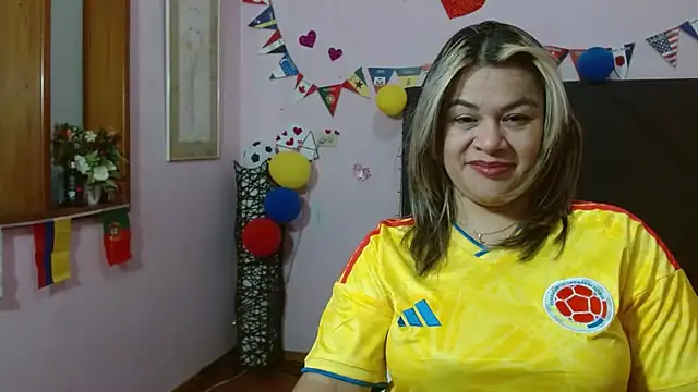 pamela echeverria online show from 06/27/26, 12:22