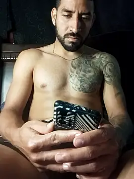 Snapshot of Alexsexygamer chatting on 01/10/26, 03:25 Alexsexygamer online show from 01/10/26, 03:25